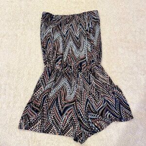 Adorable Strapless Romper Size Medium